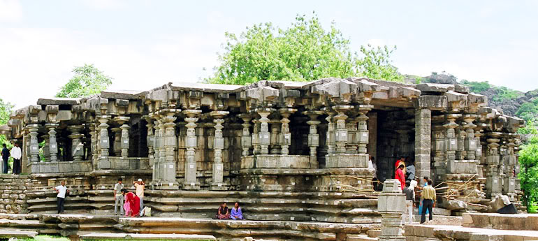 thousand pillar temple of warangal