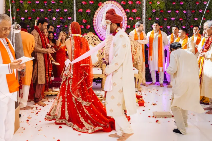 Seven Vows and Steps (pheras) of Hindu Wedding explained
